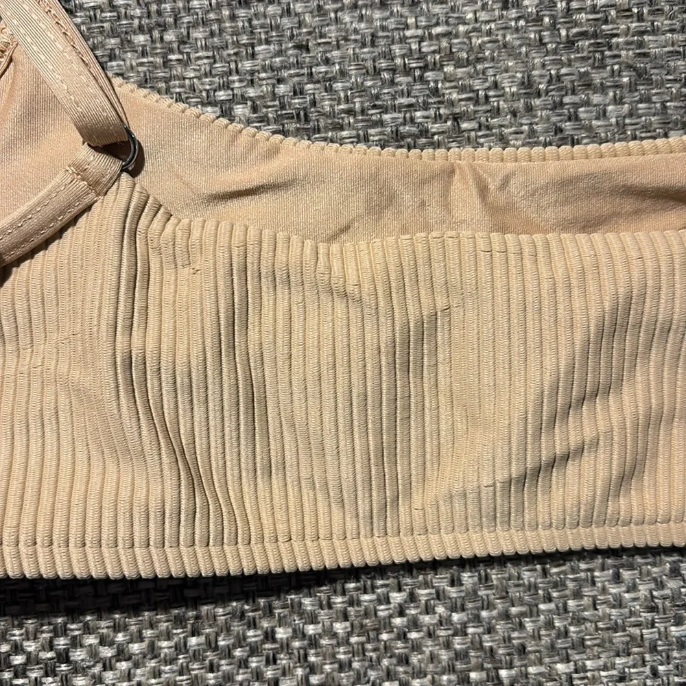 Frankies Bikinis Boots Bikini Top in Sand SZ XS NWT